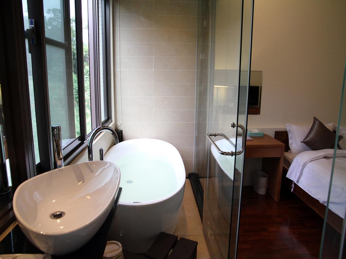 Peace Area Hot Spring Hotel Jiaoxi Bagian luar foto
