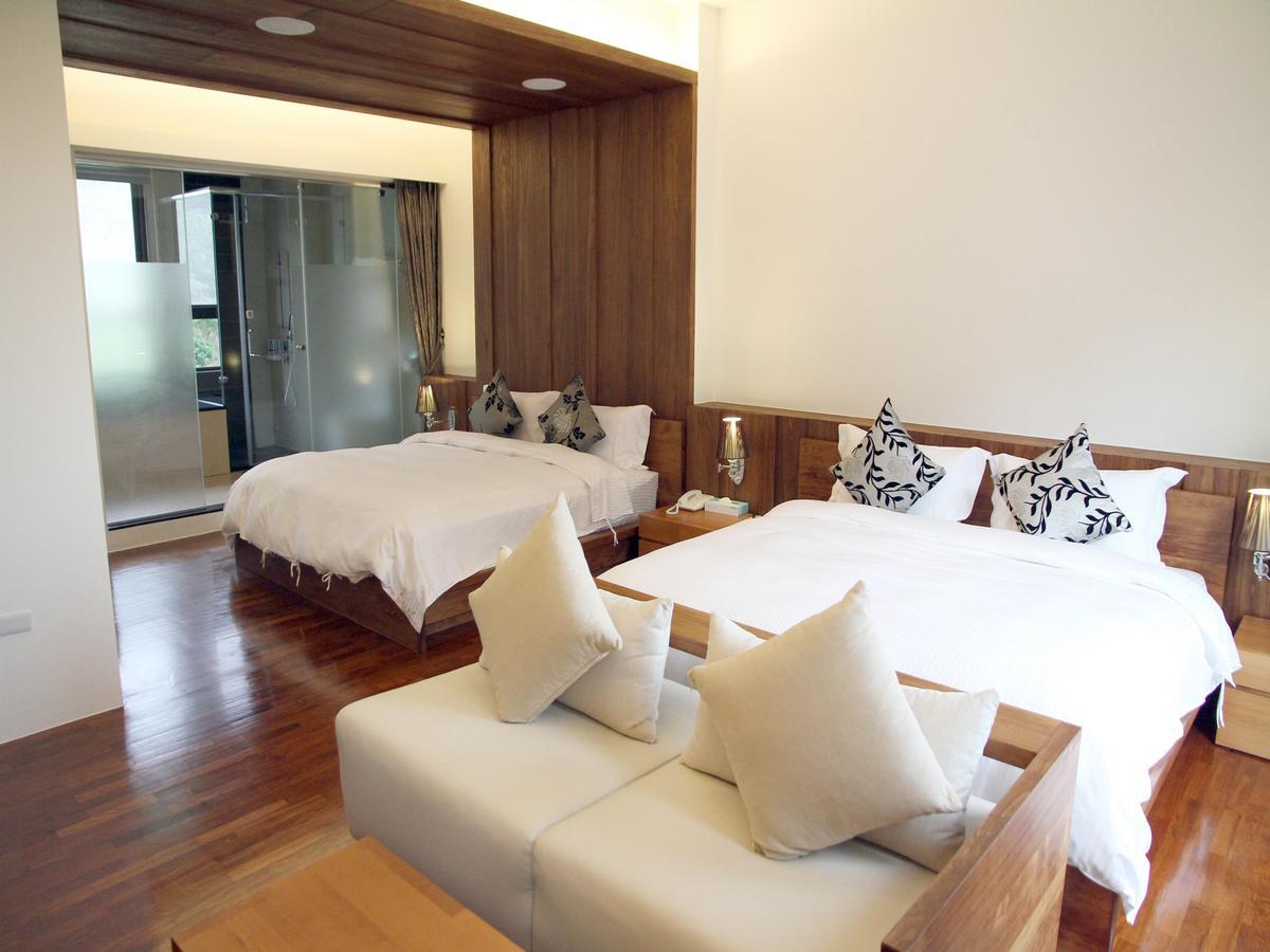 Peace Area Hot Spring Hotel Jiaoxi Bagian luar foto