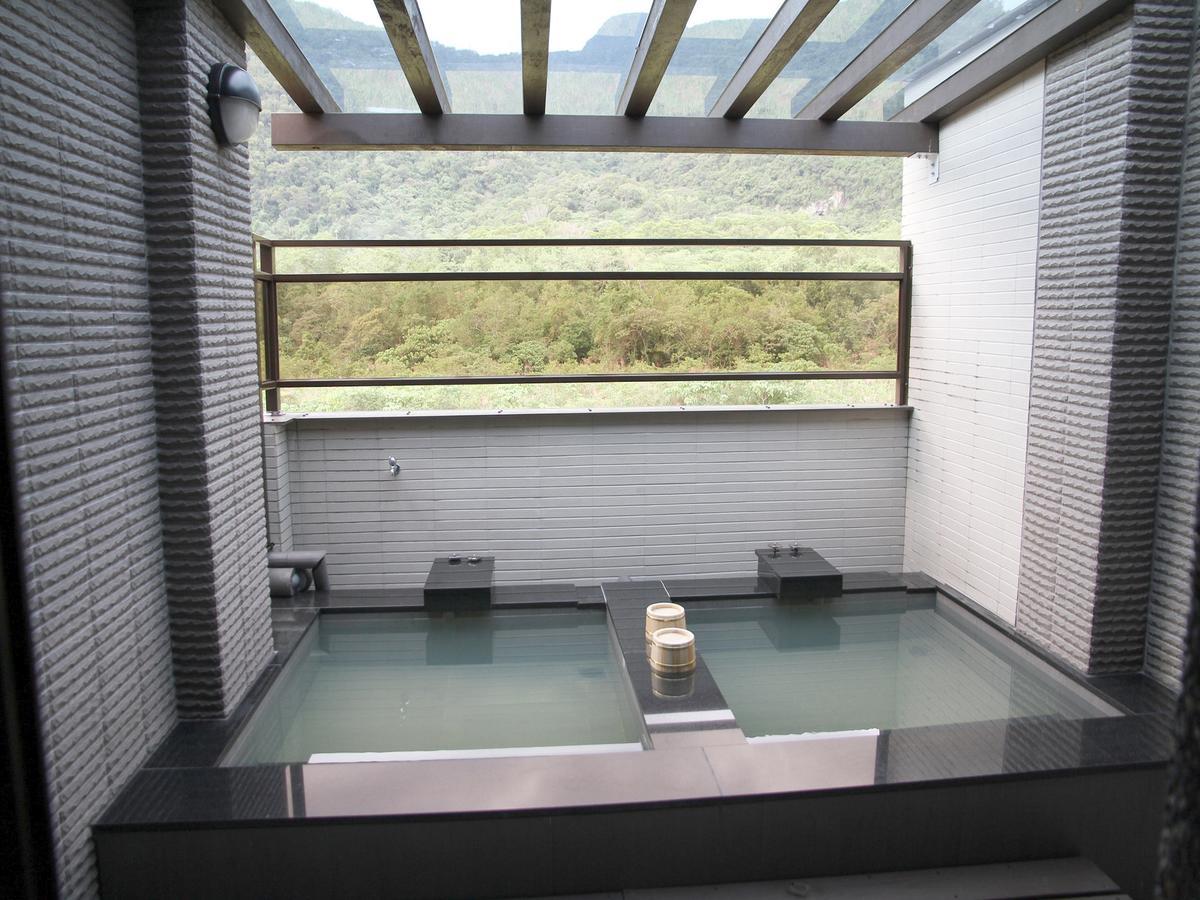 Peace Area Hot Spring Hotel Jiaoxi Bagian luar foto